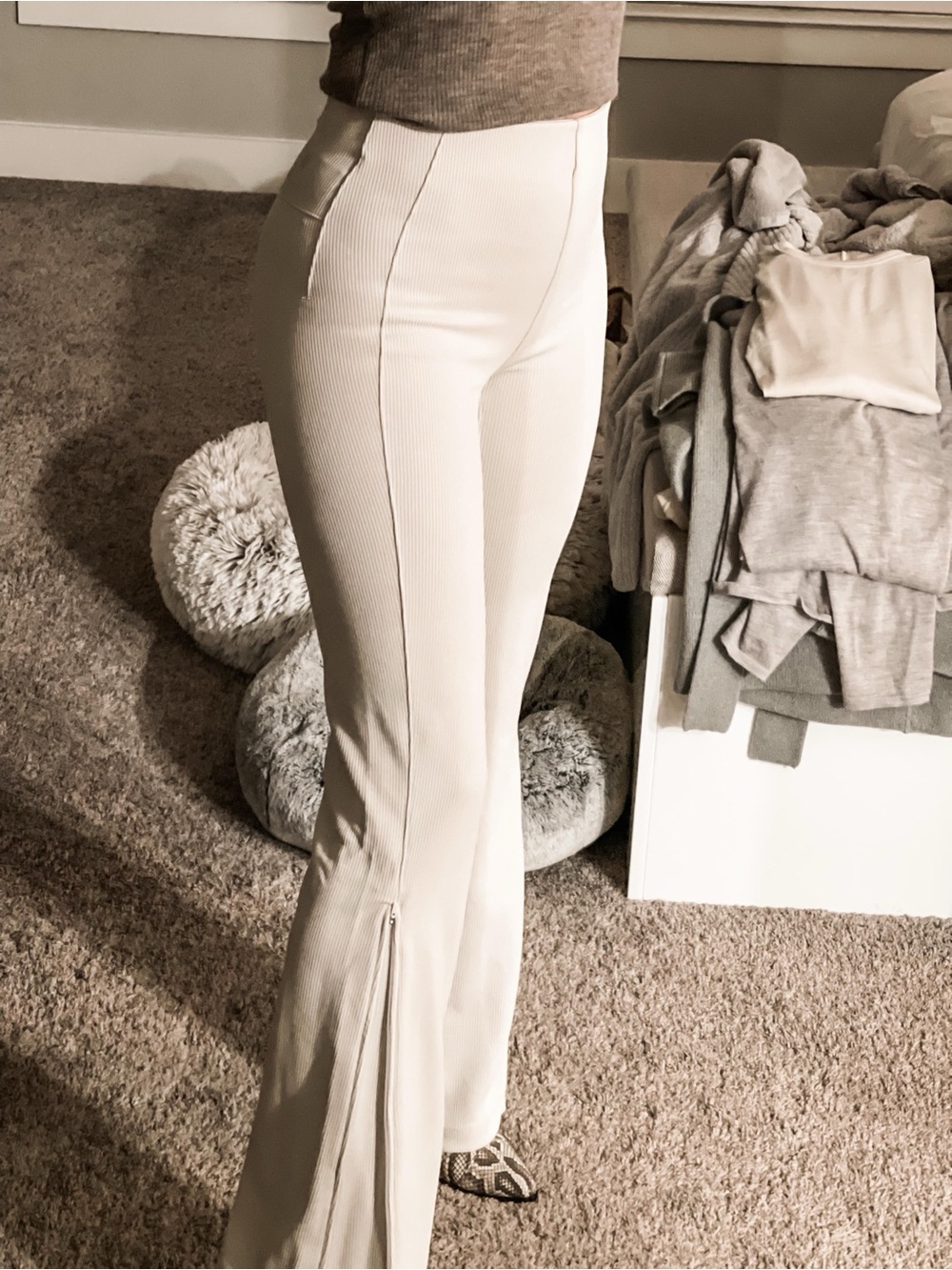 Lululemon ribbed softreme flare